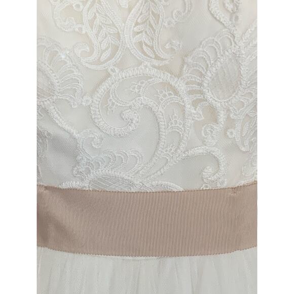 David’s Bridal Ivory Tulle Wedding Dress Lace Illusion Cap Sleeves WG3741 Sz 10 - Picture 8 of 15